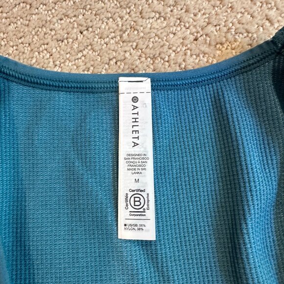 Athleta Tank Top Seamless Crop Rib Active MEDIUM Reef Green Spacedye #882313-01 - Picture 6 of 10